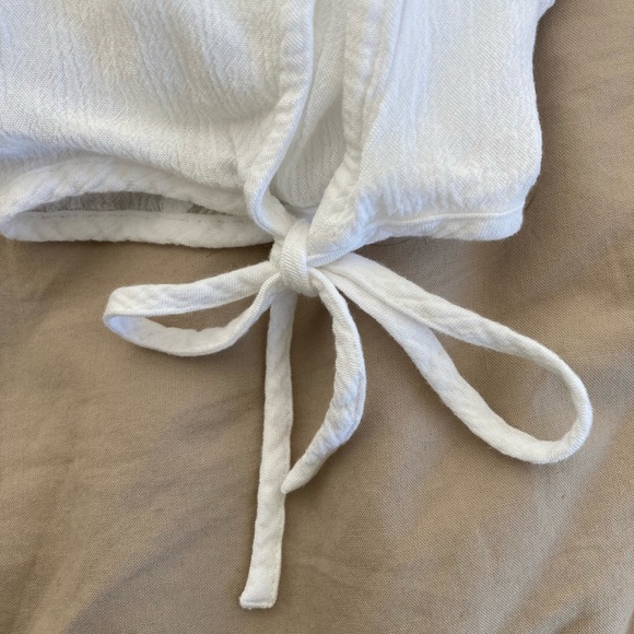 NWOT EXPRESS Top, Size LG - Picture 3 of 4